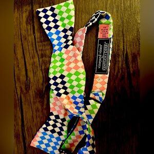 Vineyard Vines bow tie